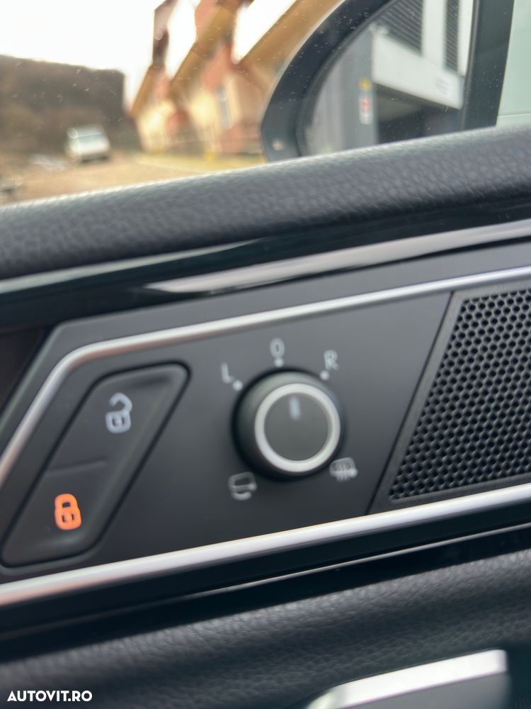 Volkswagen Golf Sportsvan 2.0 TDI SCR DSG Highline - 27