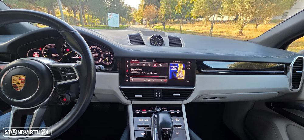 Porsche Cayenne E-Hybrid - 39