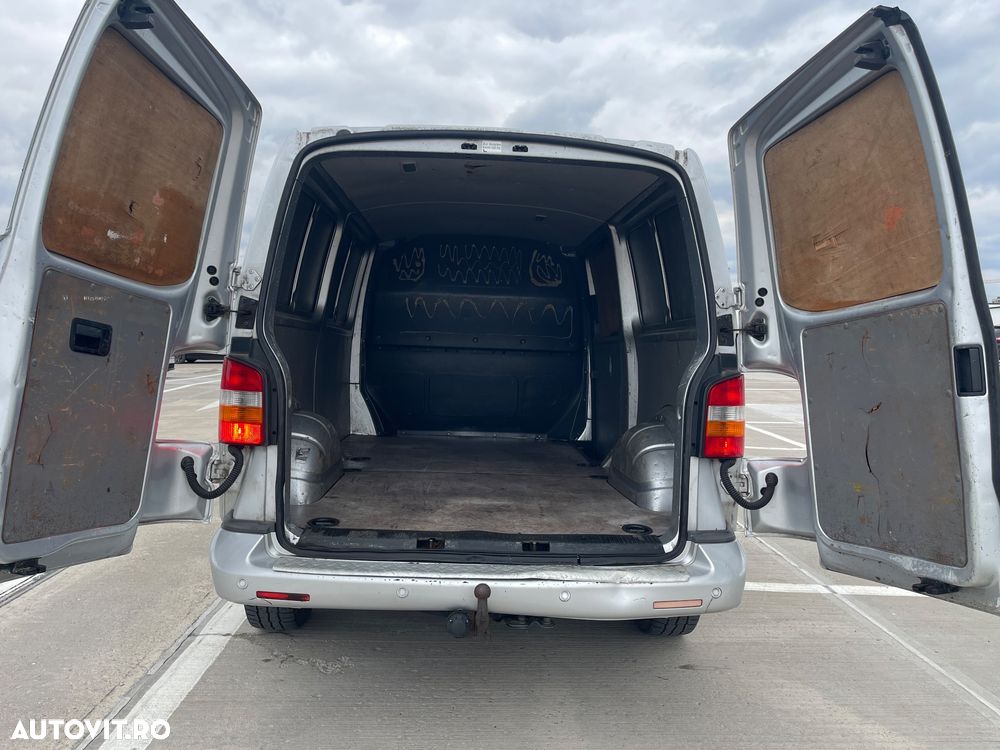 Volkswagen Transporter T5 - 10