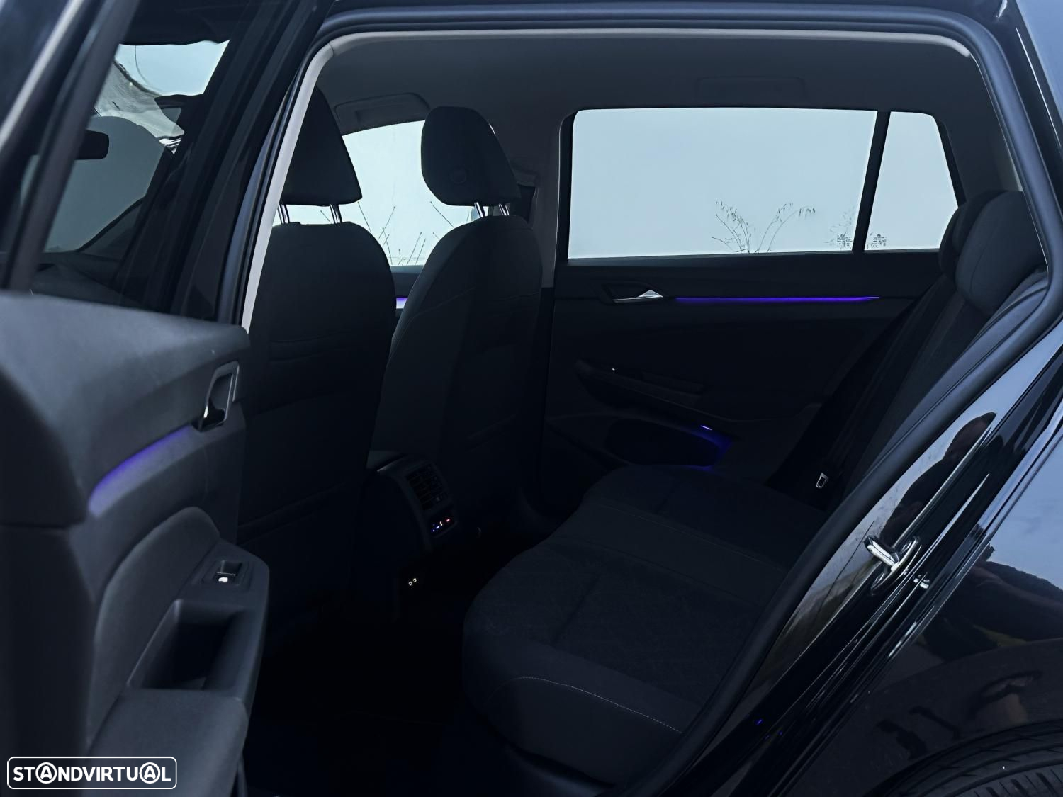 VW Golf Variant 2.0 TDi Conceptline - 14