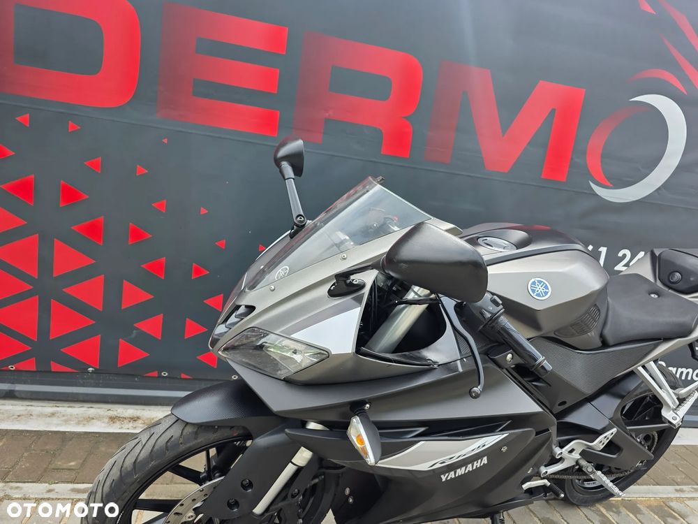 Yamaha YZF - 12