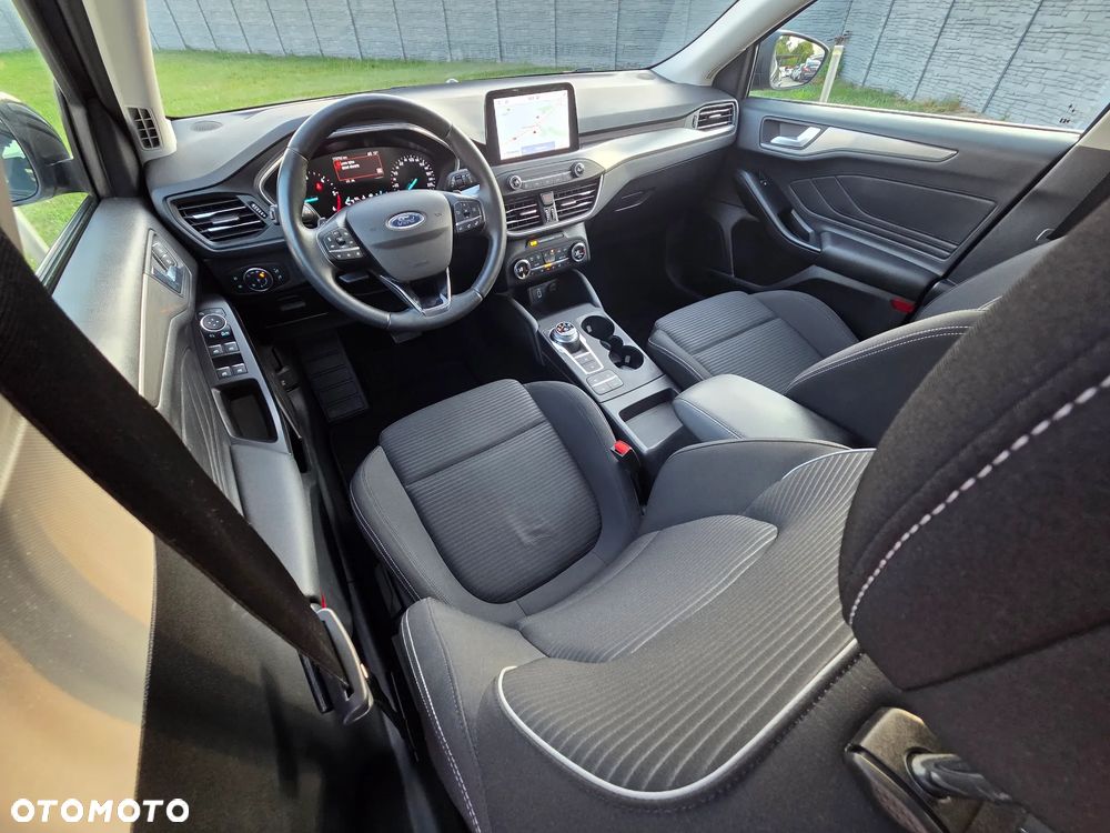 Ford Focus 2.0 EcoBlue Titanium Business - 18