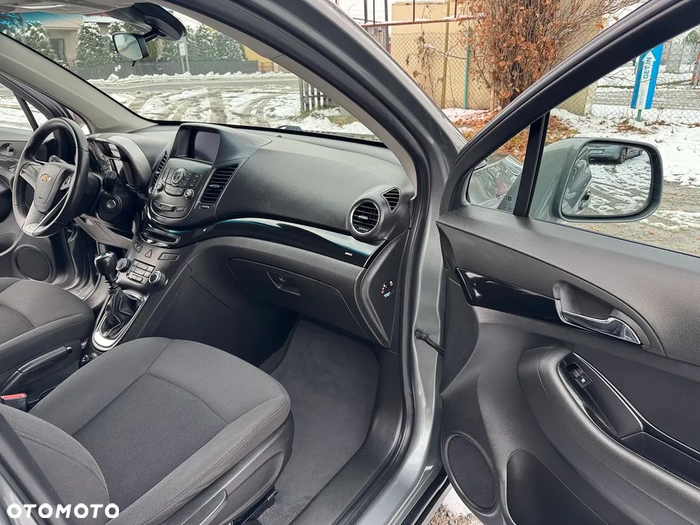 Chevrolet Orlando - 29