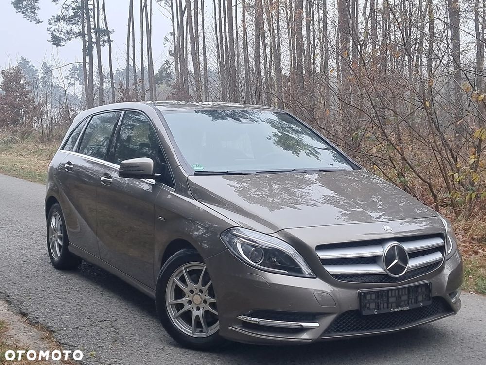 Mercedes-Benz Klasa B 180 BlueEFFICIENCY Edition Style - 17