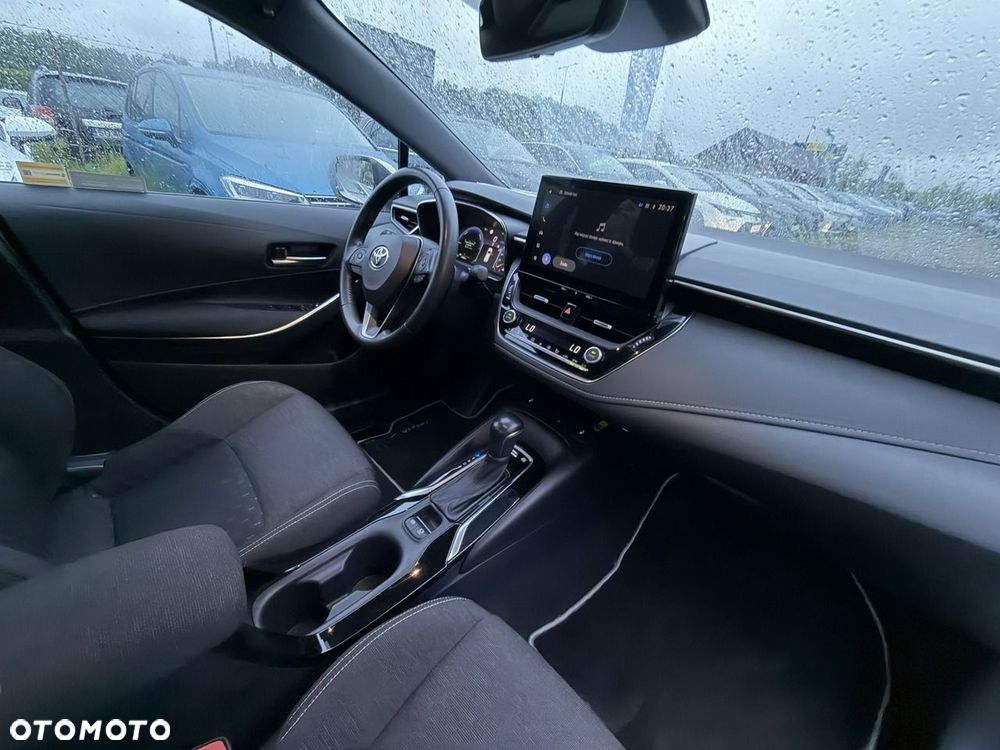 Toyota Corolla 1.8 Hybrid Comfort - 12