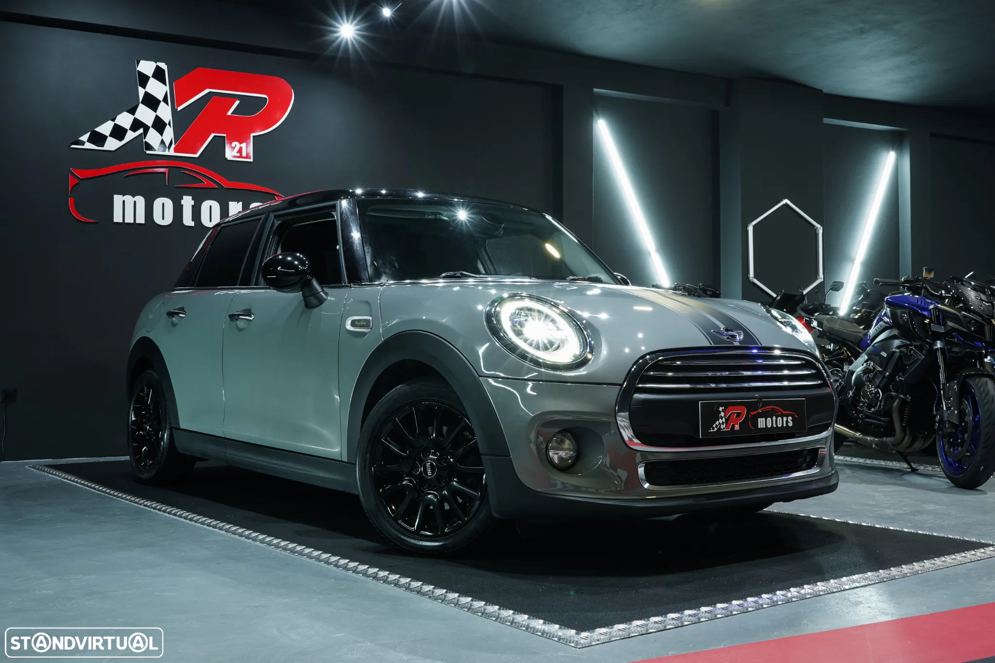MINI 5 Portas Cooper D - 2