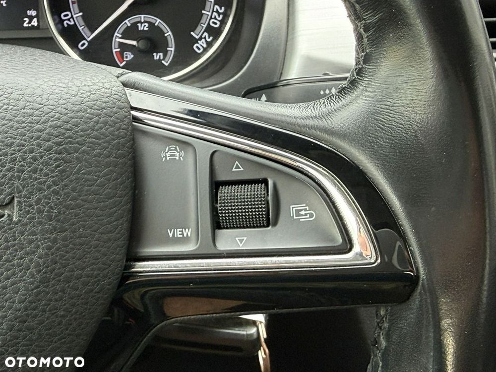 Skoda RAPID Spb 1.0 TSI Ambition - 19