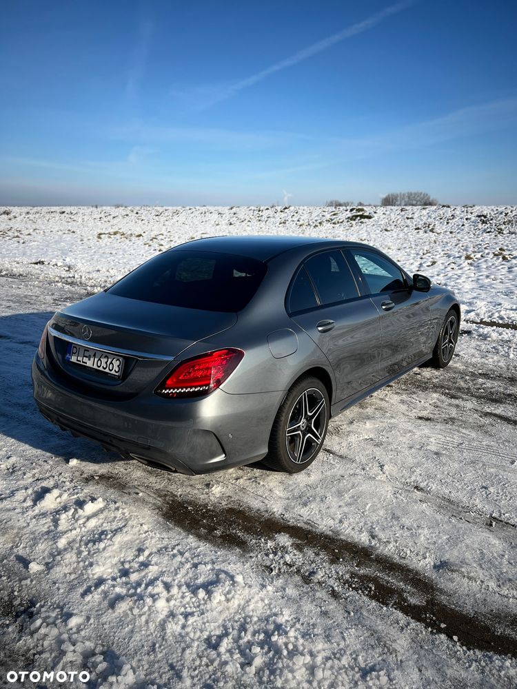 Mercedes-Benz Klasa C 200 4Matic 9G-TRONIC Edition 19 - 3