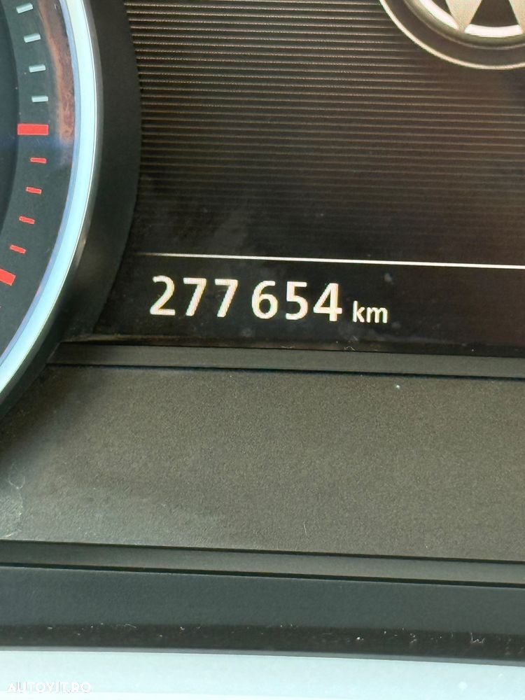 Volkswagen Touareg 3.0 V6 TDI BMT - 17