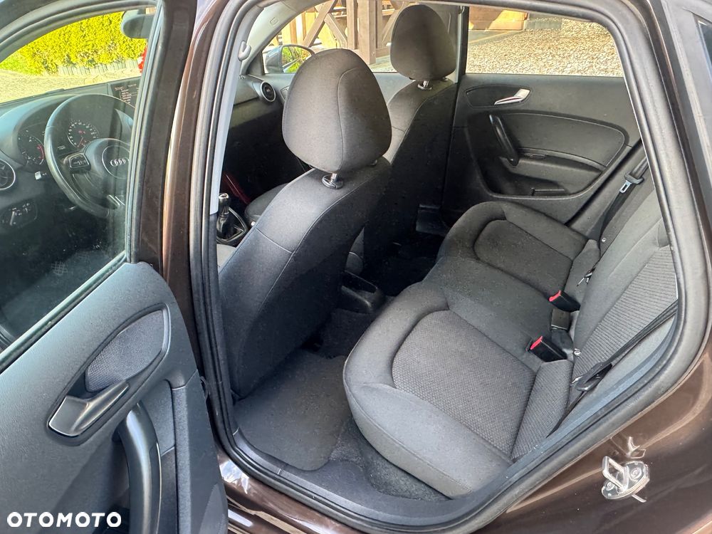 Audi A1 Sportback 1.6 TDI Ambition - 10