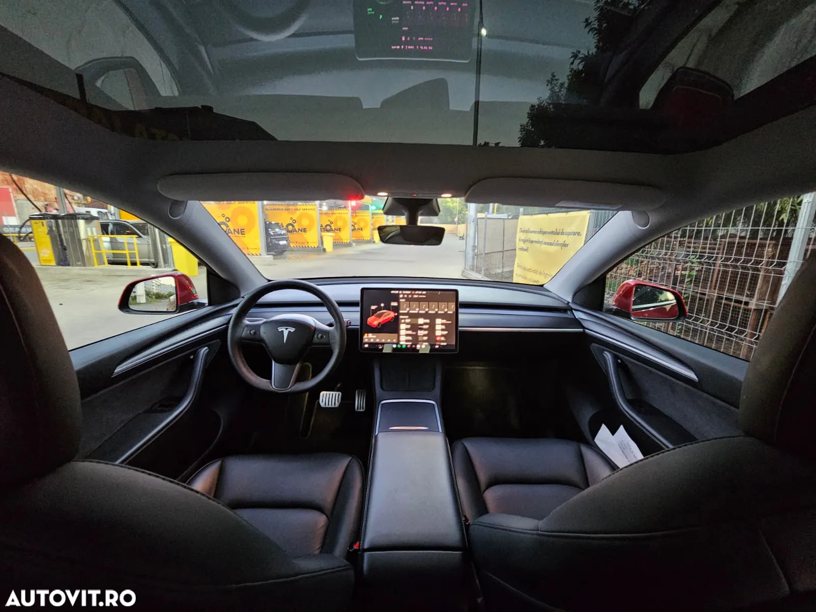 Tesla Model Y Long Range Dual Motor AWD - 9