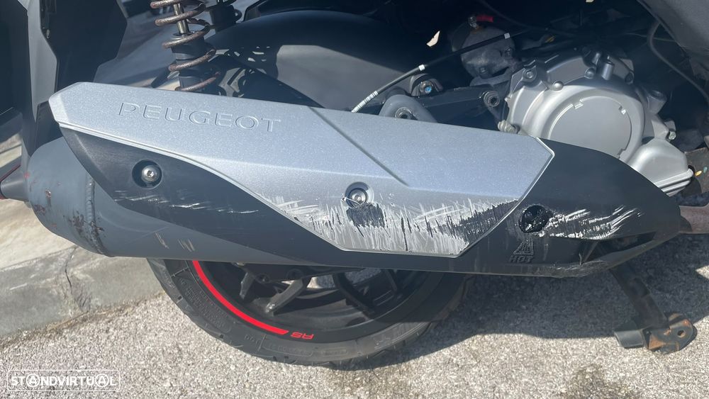 Peugeot Scooter - 6