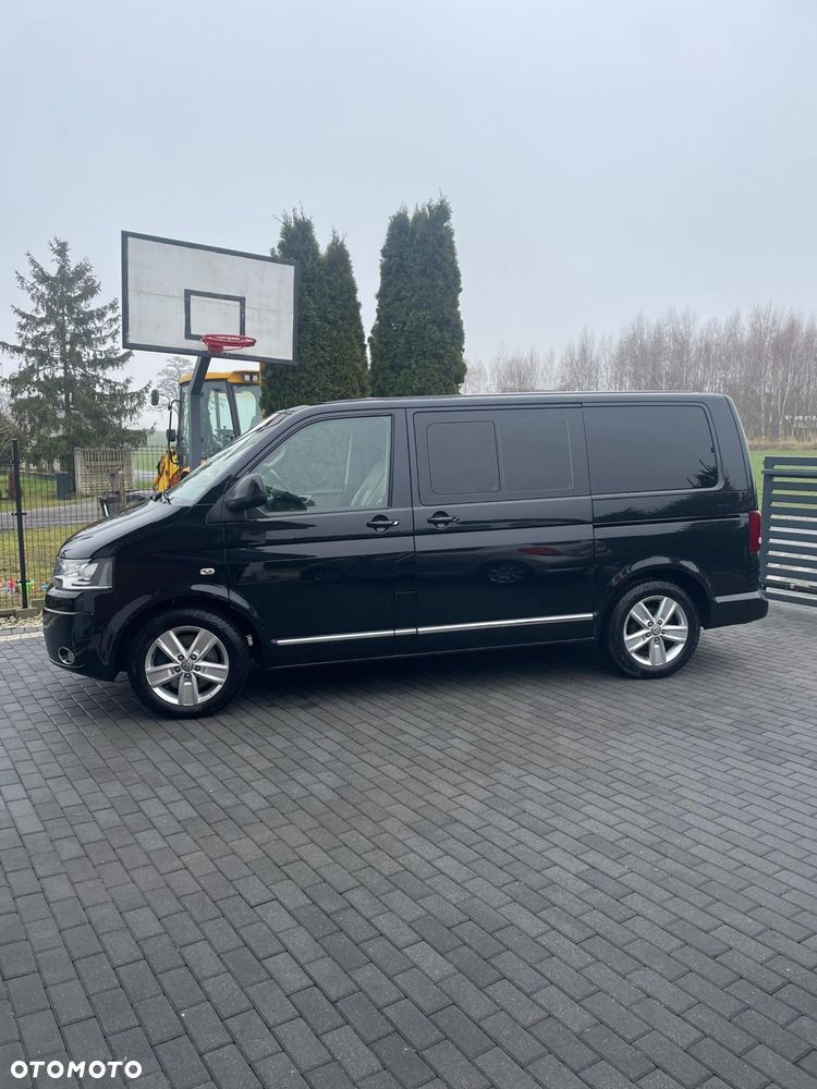 Volkswagen Multivan - 23