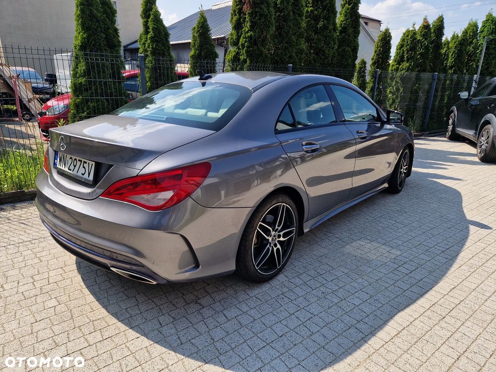 Mercedes-Benz CLA 250 7G-DCT AMG Line - 3