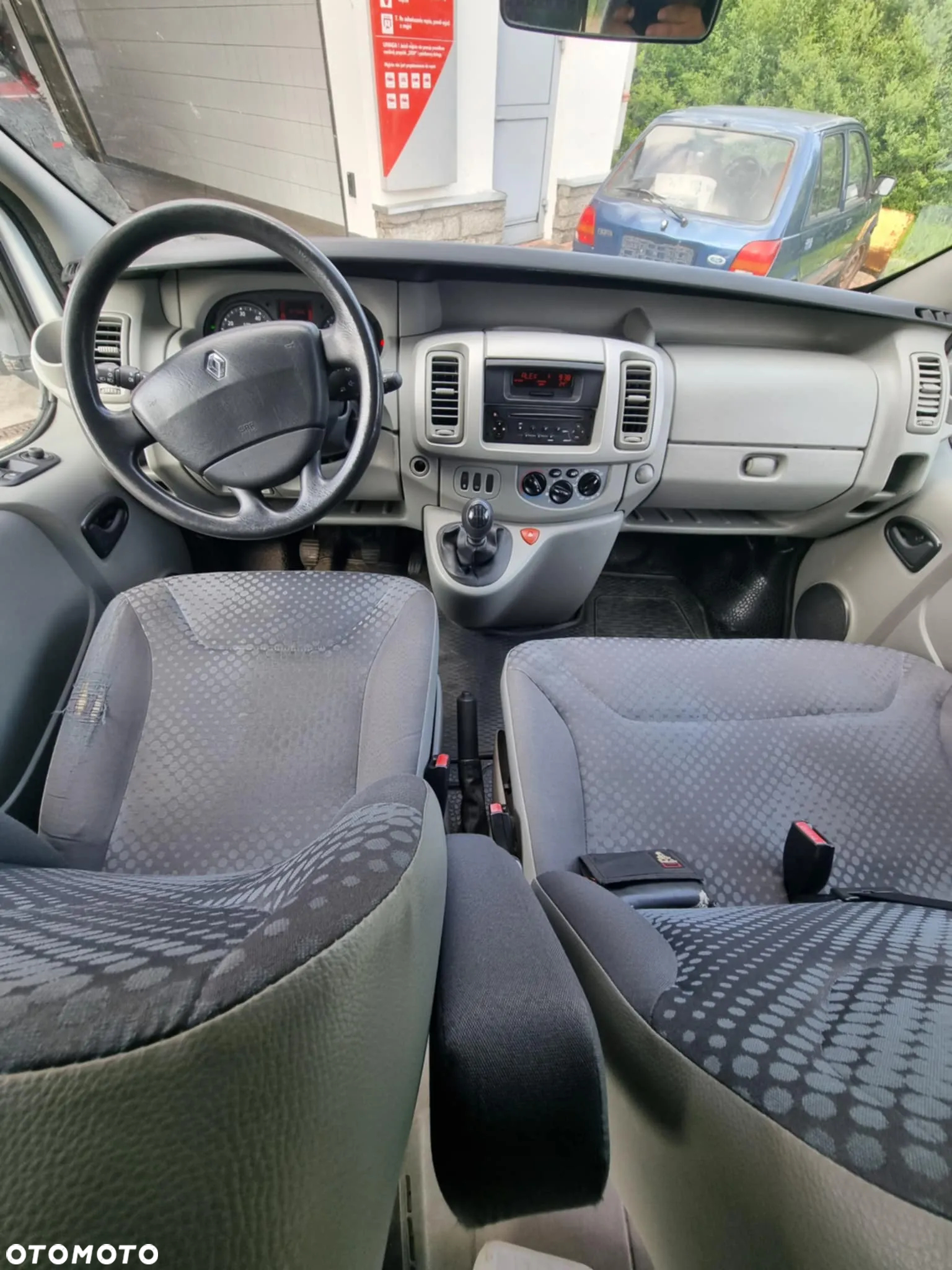 Renault Trafic 2.0 dCi 115 L2H1 - 8