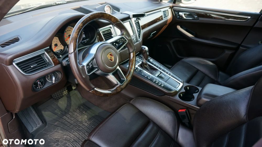 Porsche Macan - 6