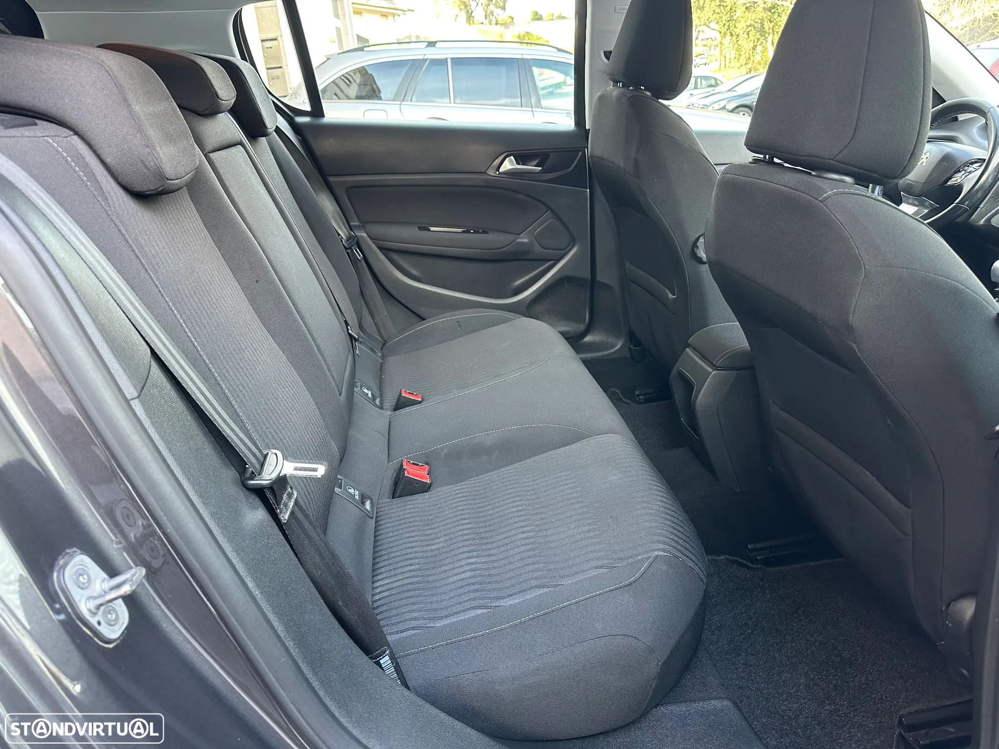 Peugeot 308 1.6 BlueHDi Style - 10