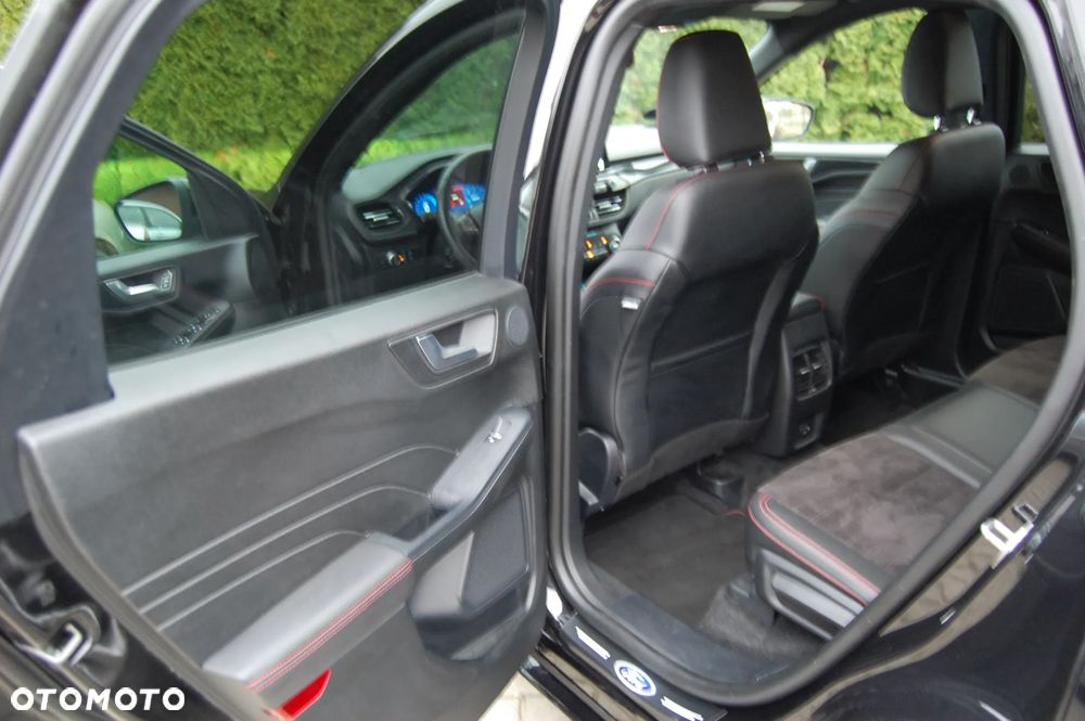 Ford Kuga 2.0 EcoBlue 4x4 ST-LINE X - 22