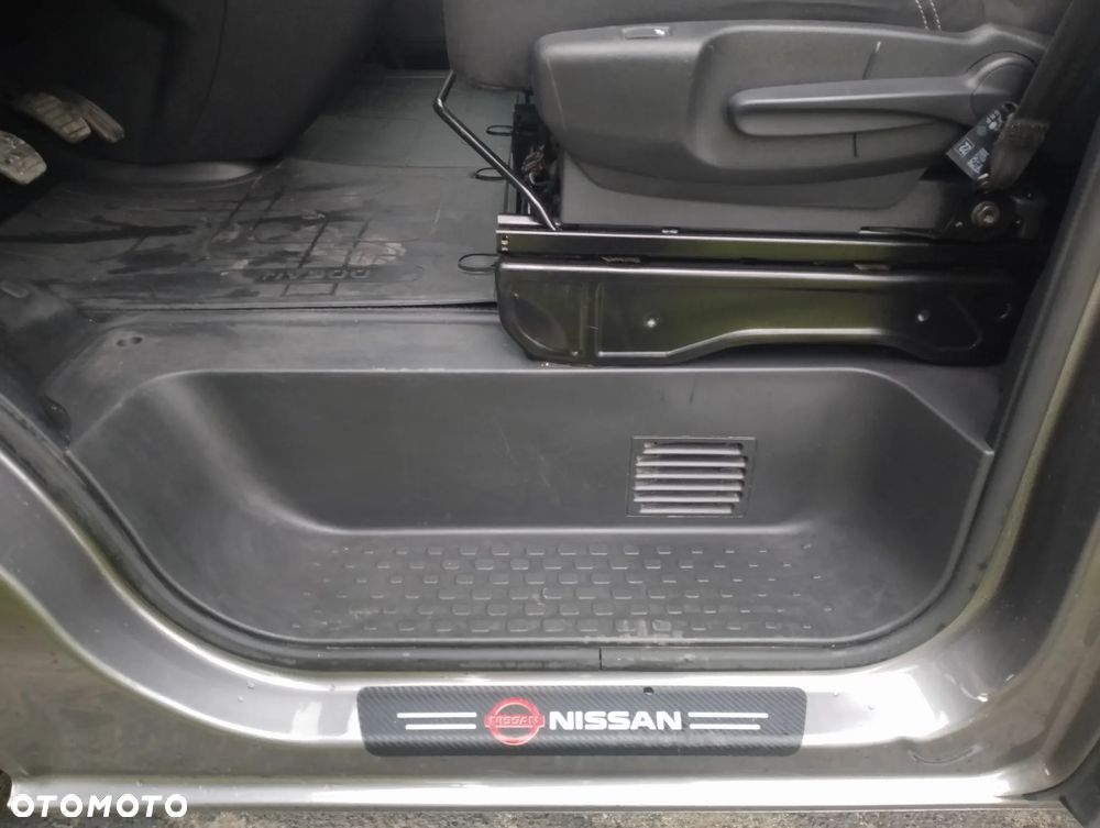 Nissan NV300 - 14