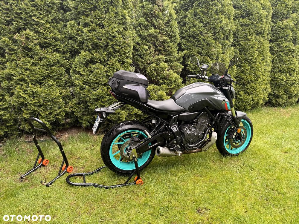 Yamaha MT - 2
