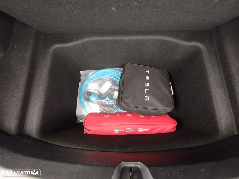 Tesla Model 3 Long-Range Dual Motor AWD - 25