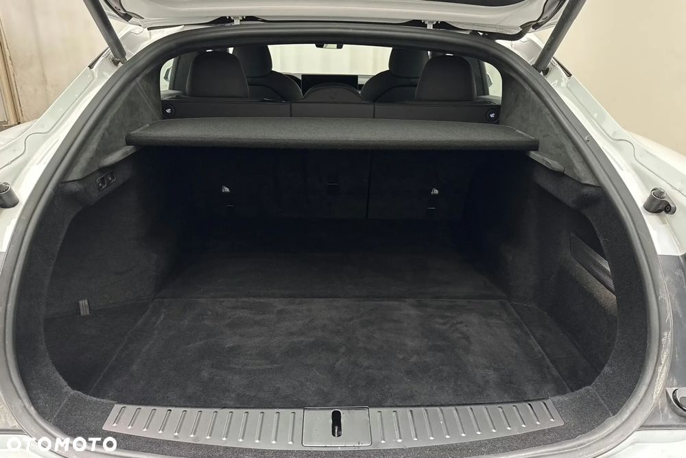 Tesla Model S Plaid - 9