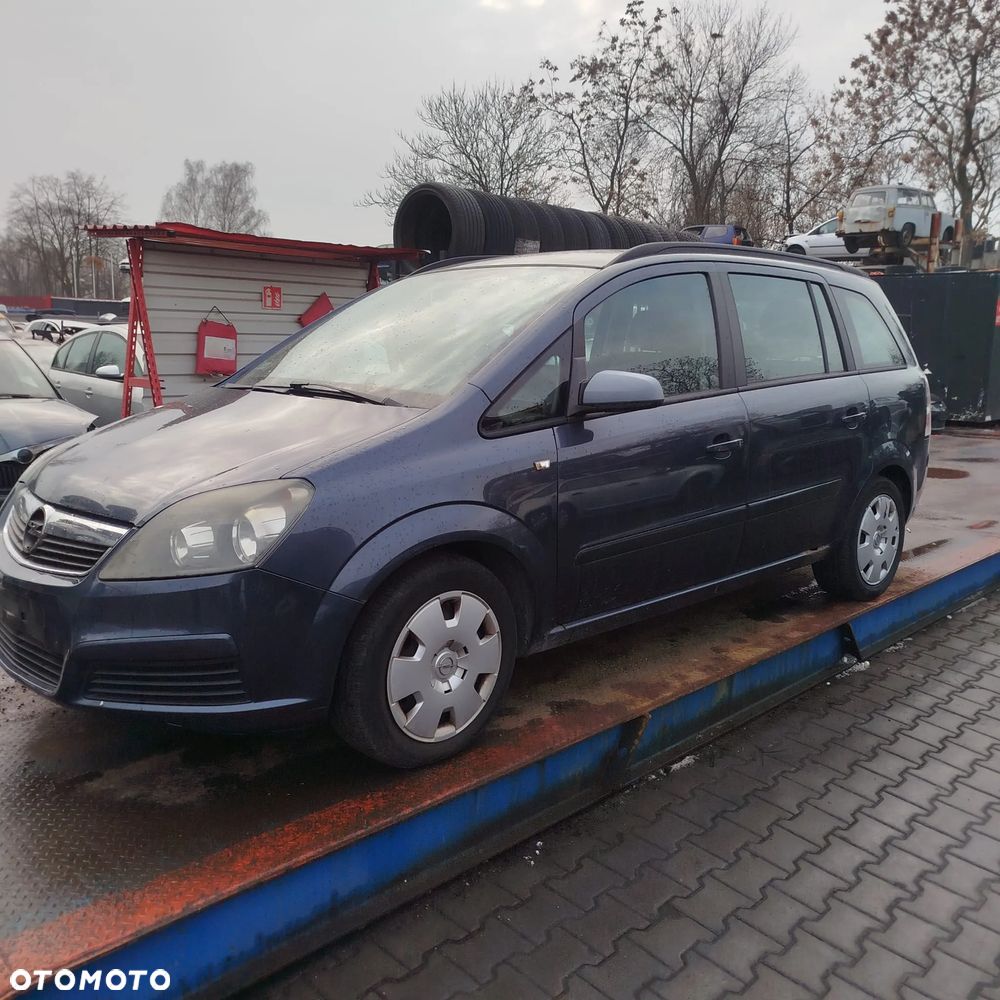 Opel Zafira B  na części . - 2