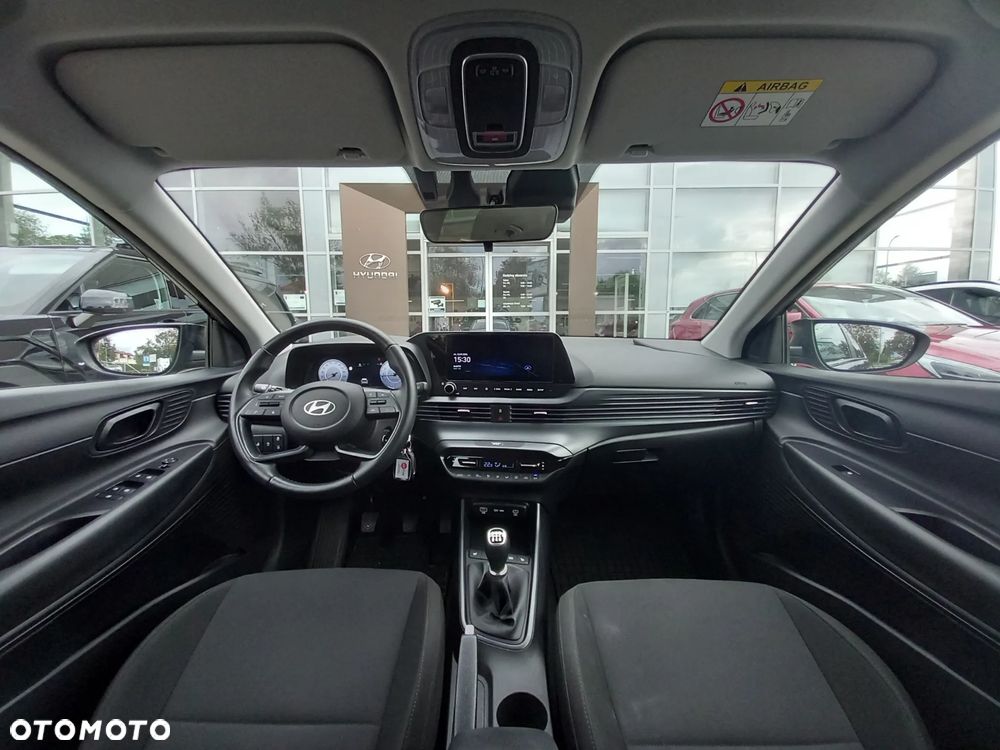 Hyundai i20 1.2 Modern - 12
