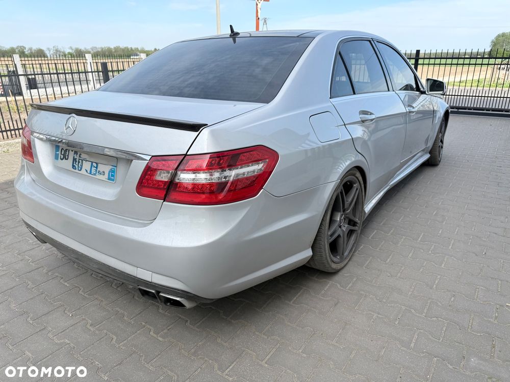Mercedes-Benz Klasa E 63 AMG AMG Speedshift 7G-MCT - 6