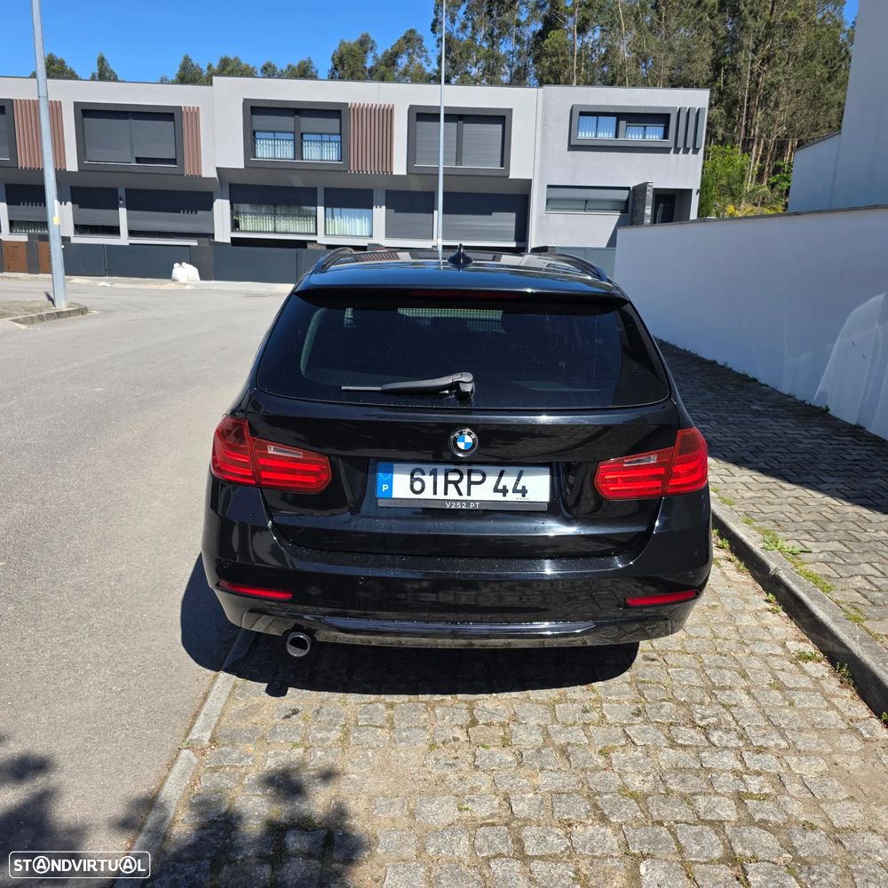 BMW 320 d Aut. Sport Line - 4
