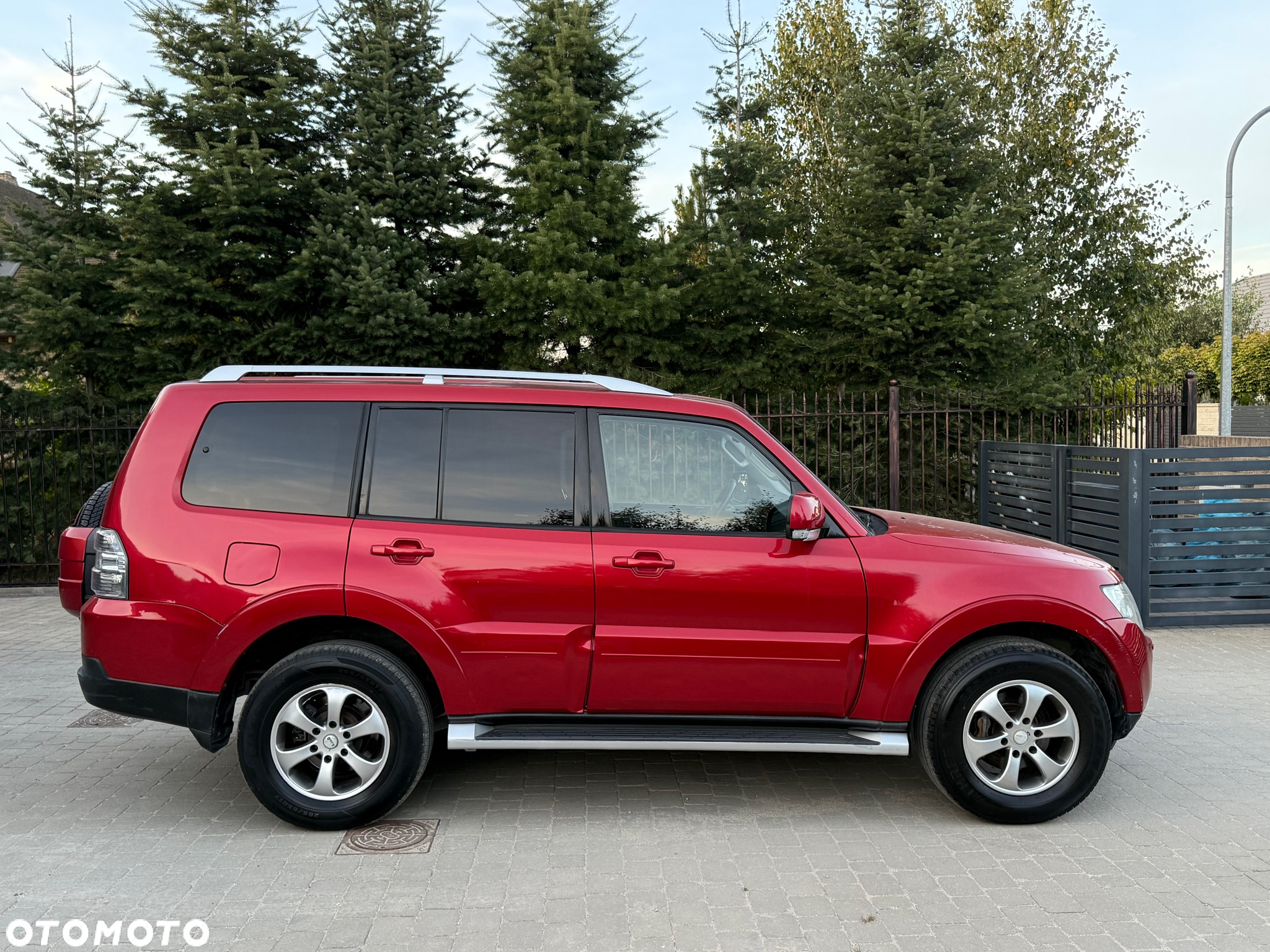 Mitsubishi Pajero 3.2 DID Intense + - 9