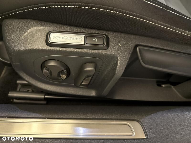 Volkswagen Arteon 2.0 TSI Elegance DSG - 24