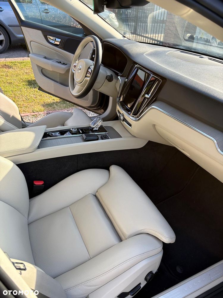 Volvo V60 B3 B Inscription - 18