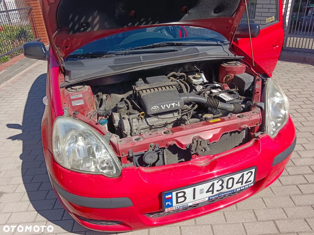 Toyota Yaris 1.0 Base - 11