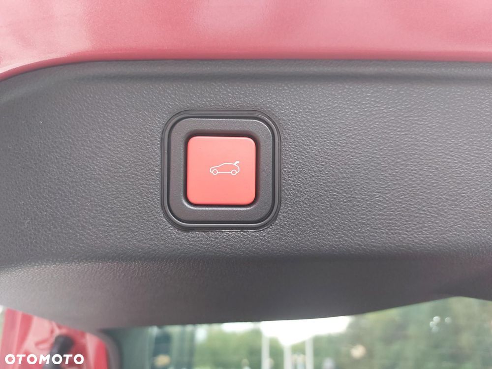 Alfa Romeo Junior 1.2 mHEV Ibrida eDCT - 10