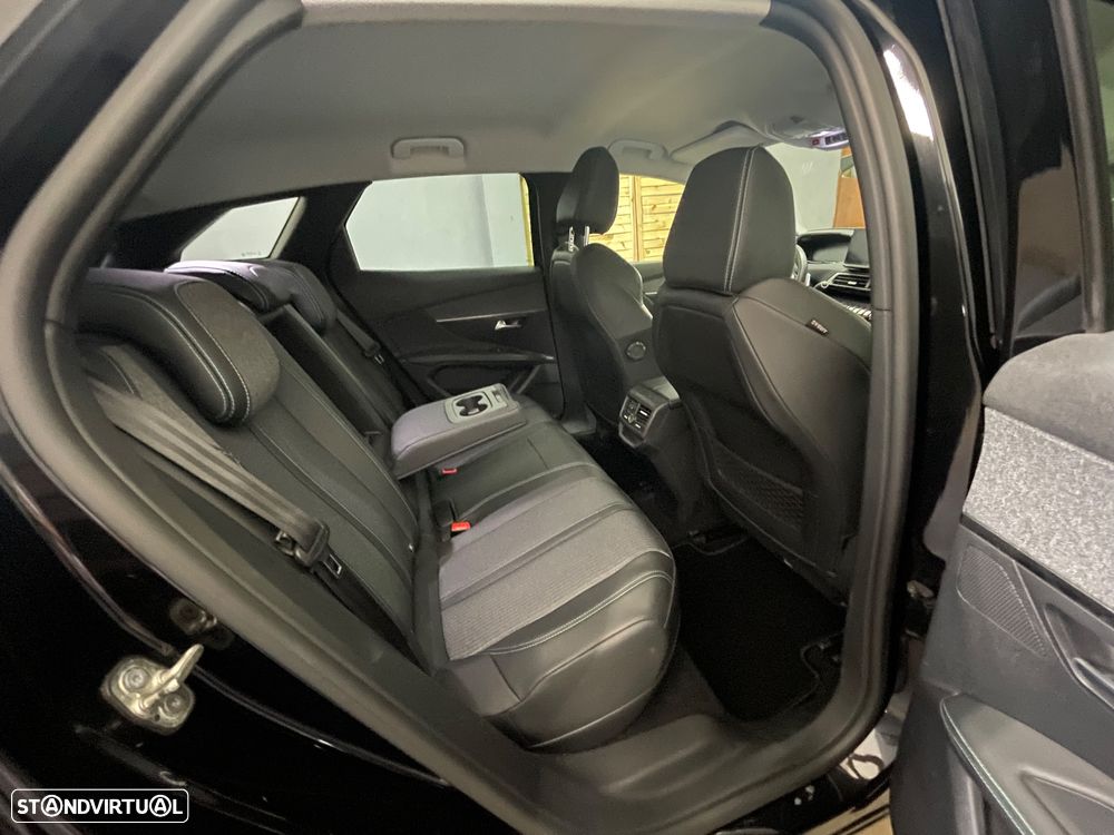 Peugeot 3008 1.6 Hybrid Allure Pack e-EAT8 - 21