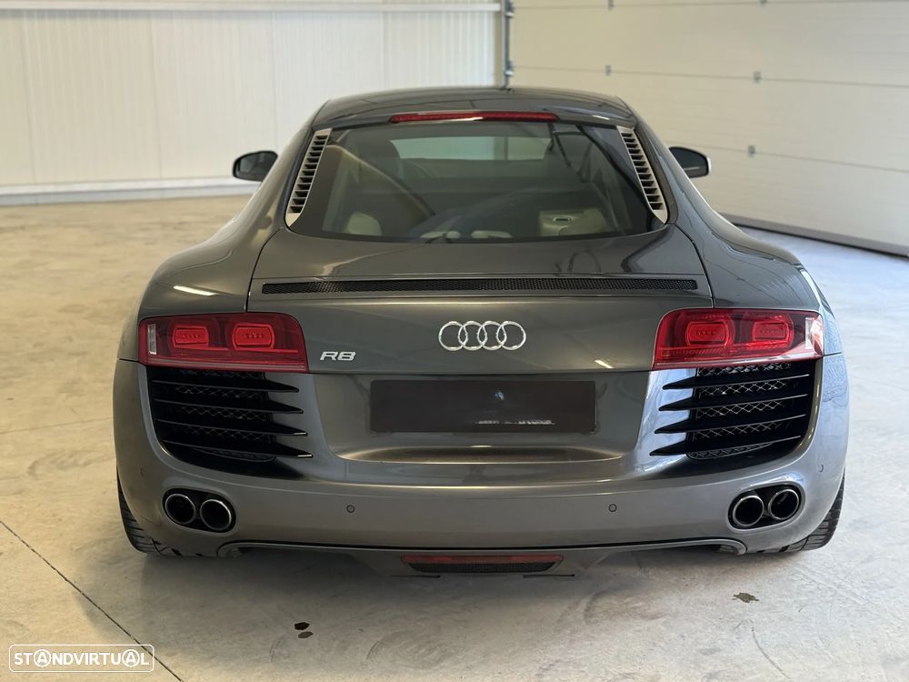 Audi R8 Coupé 4.2 FSI quattro R tronic - 45