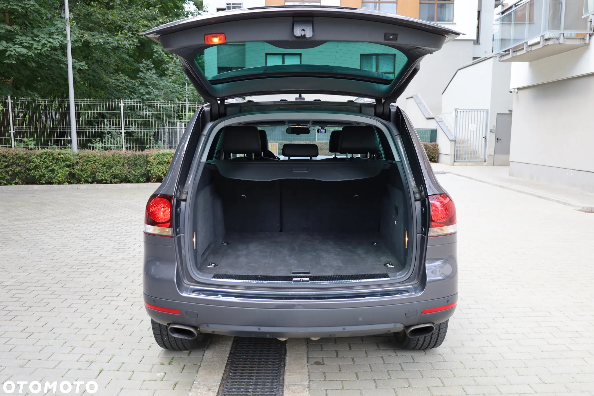 Volkswagen Touareg 4.2 V8 FSI Tiptr - 11