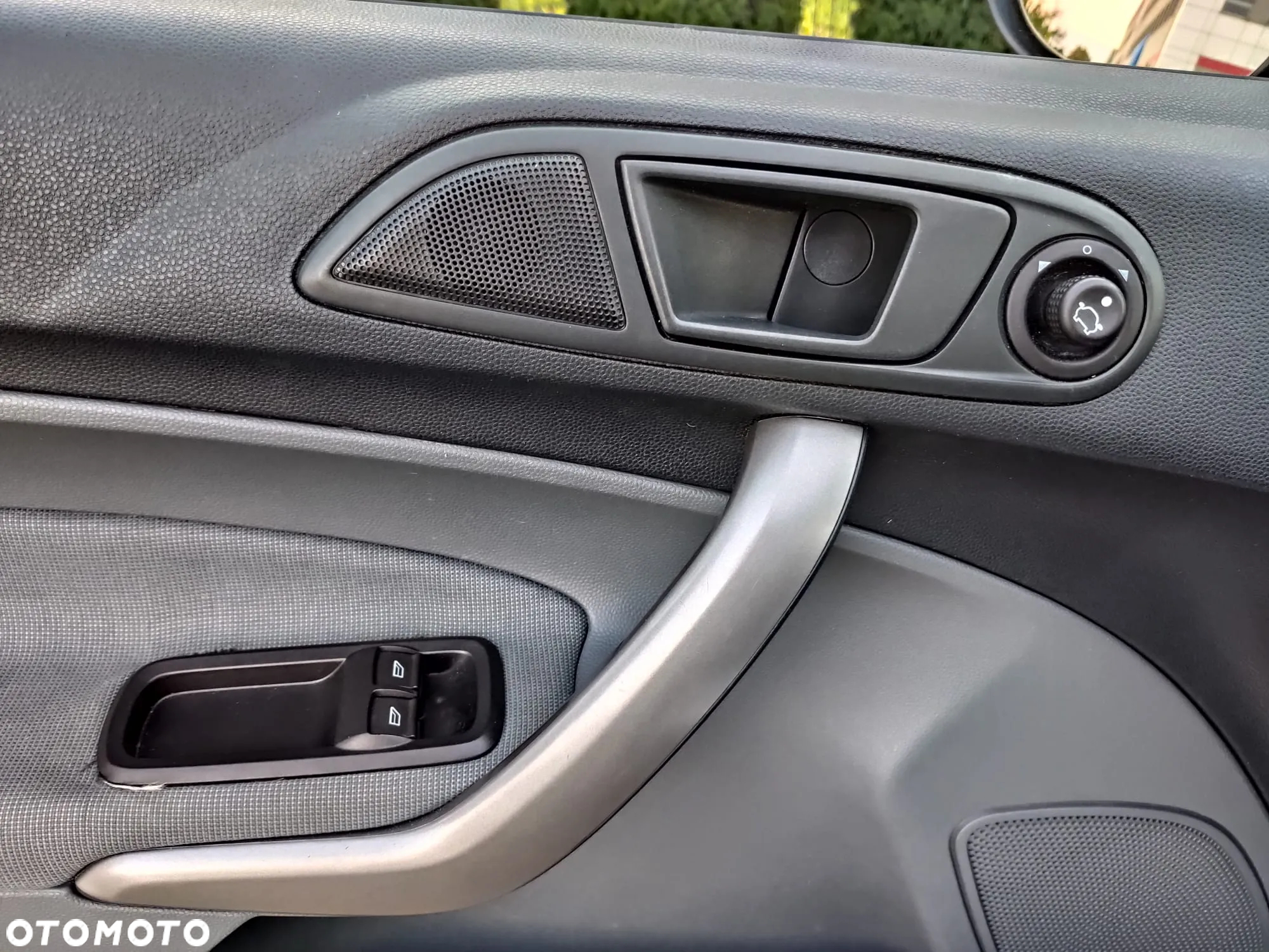 Ford Fiesta 1.25 Ambiente - 17