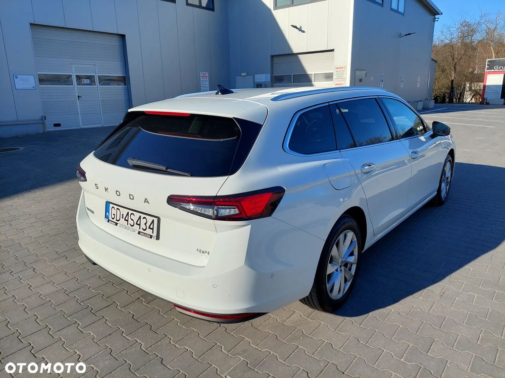 Skoda Superb 2.0 TSI 4x4 Selection DSG - 5