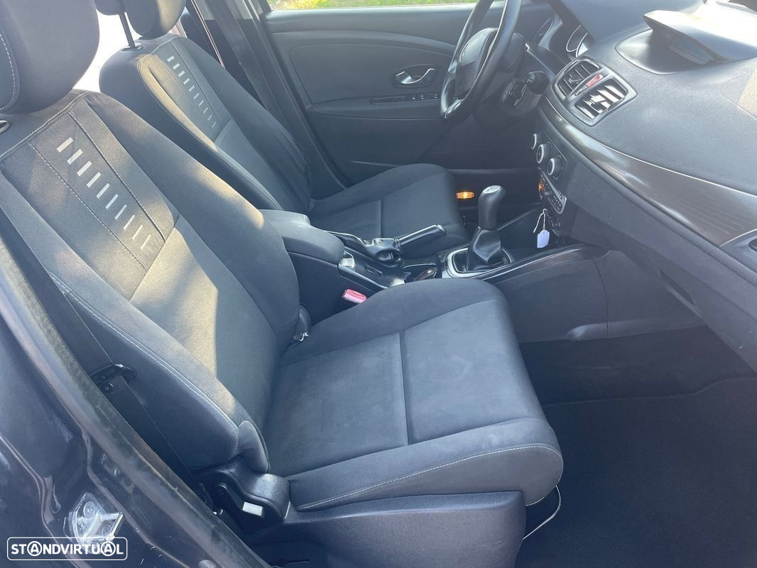 Renault Mégane Sport Tourer 1.5 dCi Dynamique - 17