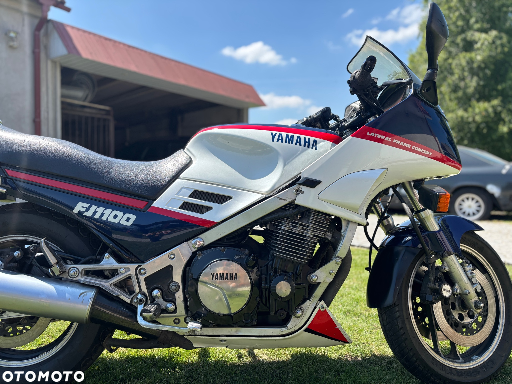 Yamaha FJ - 8