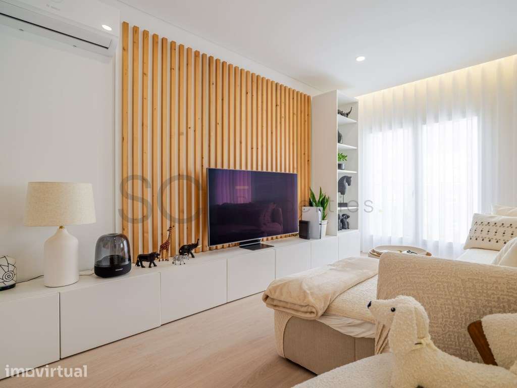 Apartamento T3 nas Casas do Lago, Amadora, com dois lugares de gara... - Grande imagem: 5/47