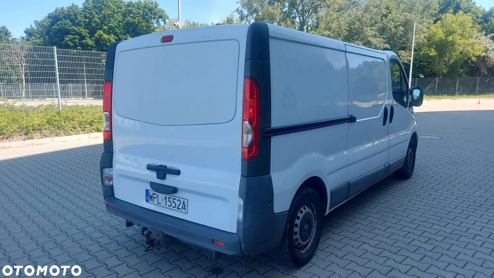 Opel Vivaro - 8