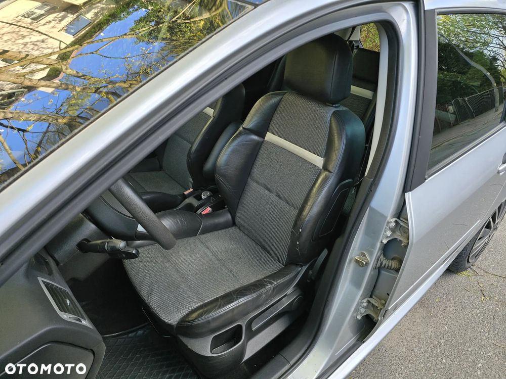 Peugeot 307 2.0 Premium - 10