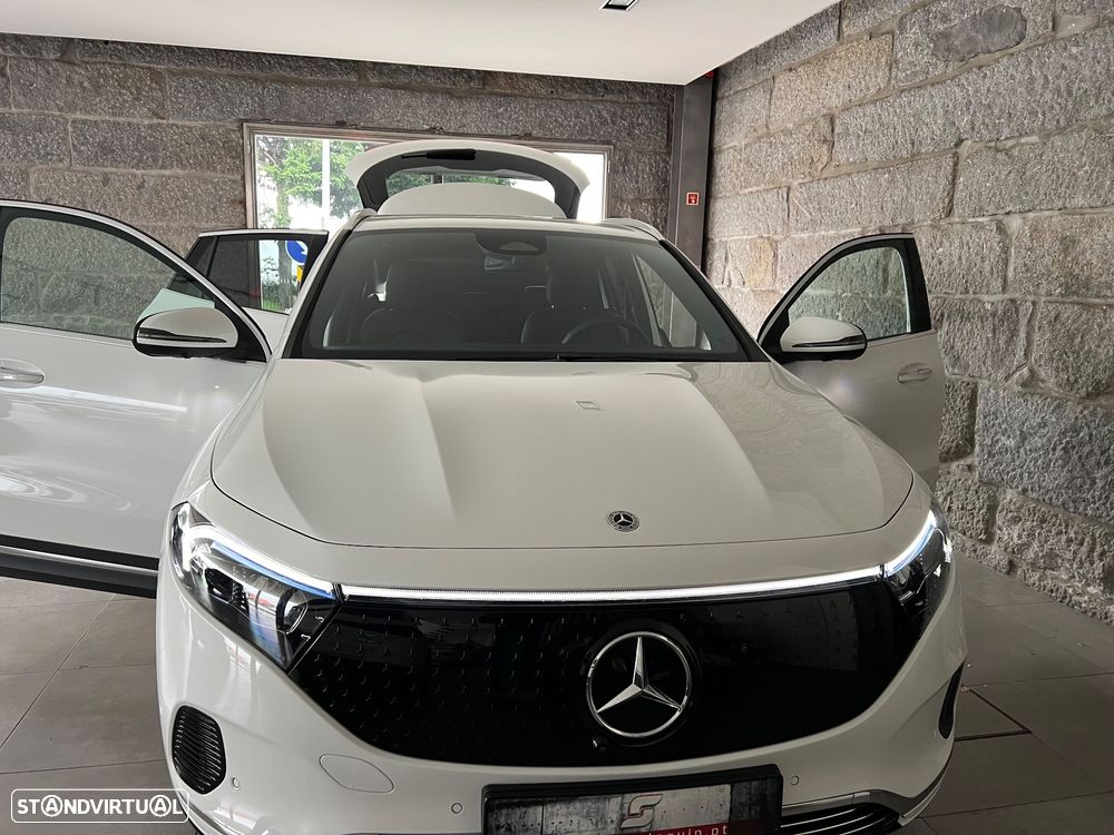 Mercedes-Benz EQA 300 4Matic Progressive - 9