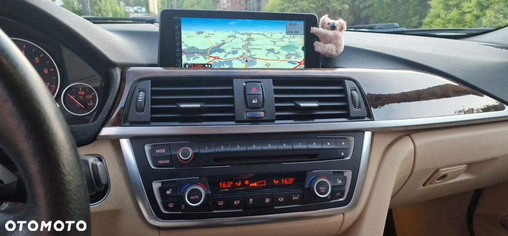 BMW Seria 3 - 12