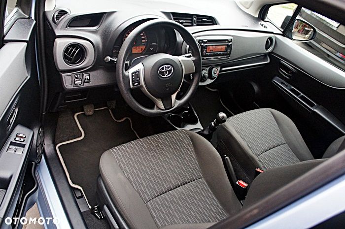 Toyota Yaris 1.33 VVT-i Comfort - 17