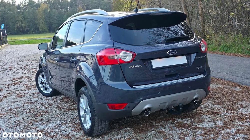 Ford Kuga 2.0 TDCi 2x4 Titanium - 18