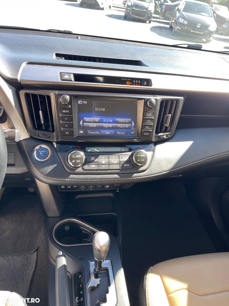 Toyota RAV4 2.5 VVT-i 4x2 Executive - 33
